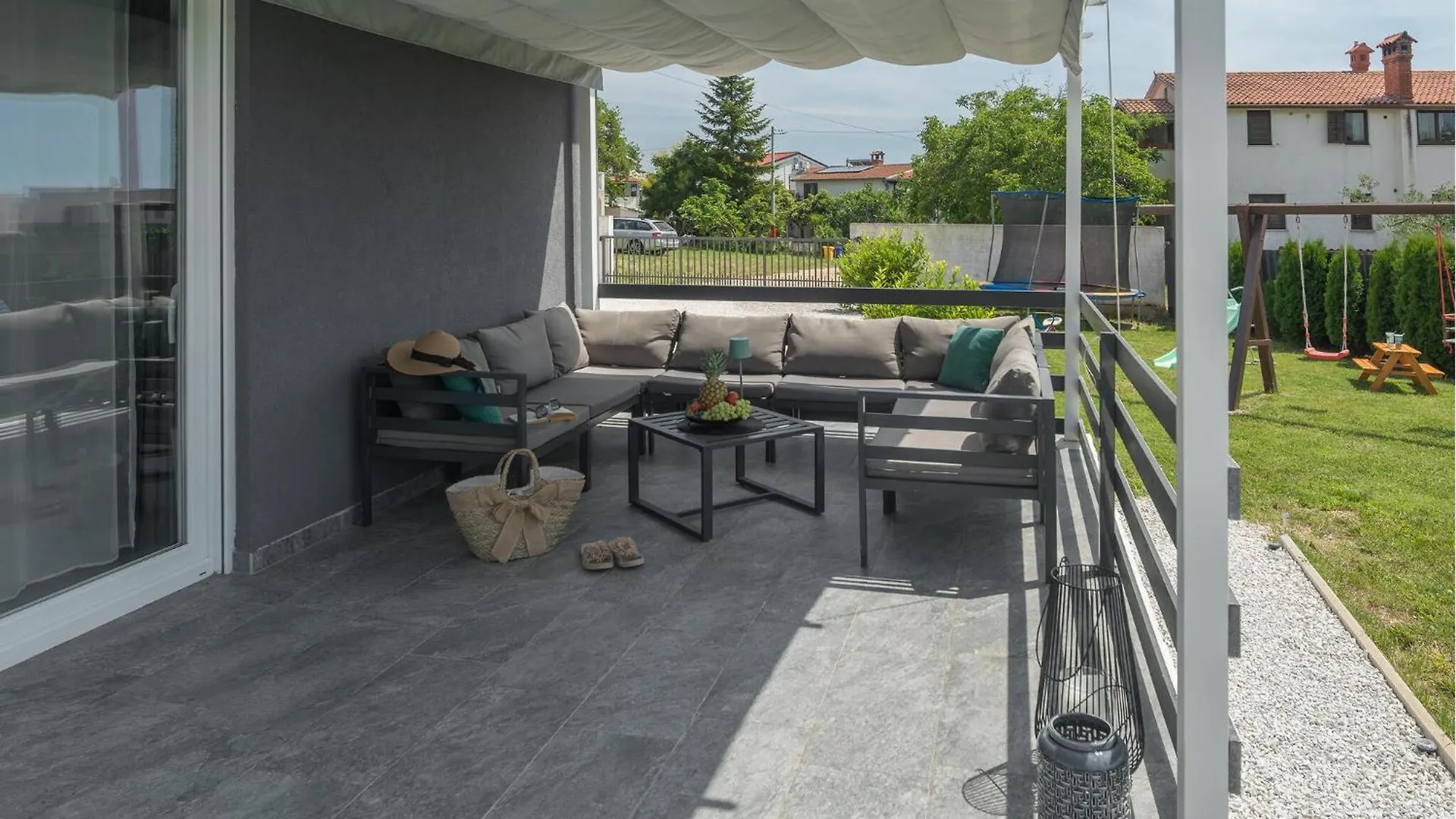 Vakantiehuis Nice home in Pula with 3 Bedrooms, WiFi&Outdoor swimming pool